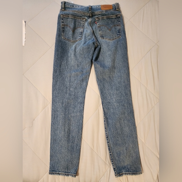Levi's Wedgie Fit Icon Jeans Medium Wash These Dreams US 25 - Picture 10 of 16